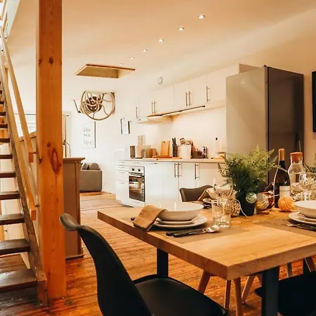 La Meunerie - Duplex-terrasse 20 M2 - Polleur 6p 아파트